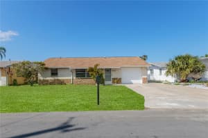13705 Allyn Dr, HUDSON