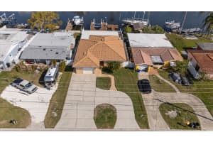 4007 FLORAMAR TERRACE, NEW PORT RICHEY, FL 34652 Sold 03/28/25