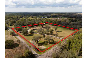 5263 SPRING LAKE HIGHWAY, BROOKSVILLE, FL 34601 Sold 05/16/25