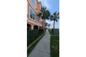 5000 Culbreath Key Way #9-221, TAMPA