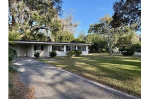 301 LONGWOOD DRIVE, BROOKSVILLE, FL 34601 Sold 04/14/25
