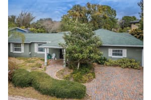 646 Riverside Dr, TARPON SPRINGS