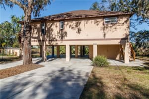 12724 Circle Lake Dr, HUDSON