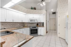 9432 AMIDON STREET, SPRING HILL, FL 34608 Sold 04/08/25