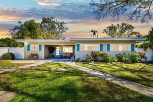 400 72ND STREET, ST PETERSBURG, FL 33707 Sold 04/30/25