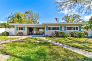 400 72ND STREET, ST PETERSBURG, FL 33707 Sold 04/30/25