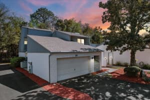 10 Pinewood Gdns, HOMOSASSA