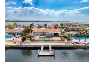 4933 SOUTHSHORE DR, NEW PORT RICHEY, FL 34652 Sold 04/07/25