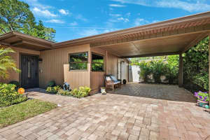 6433 MURRAY HILL DRIVE, TAMPA, FL 33615 Sold 06/10/25