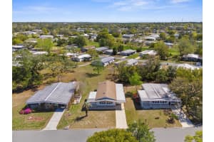 8134 BAYCREST DRIVE, BROOKSVILLE, FL 34613 - MLS#MFRW7873491