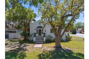 6244 WARREN AVENUE, NEW PORT RICHEY, FL 34653 - MLS#MFRW7873621