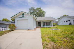 8121 Casuarina Dr, PORT RICHEY
