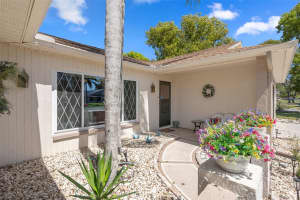 8133 PAGODA DRIVE, SPRING HILL, FL 34606 Sold 05/13/25