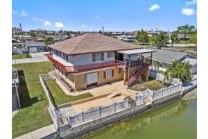 13820 Plumosa Ave, HUDSON