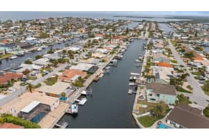 5000 SOUTHSHORE DRIVE, NEW PORT RICHEY, FL 34652 Sold 08/27/25