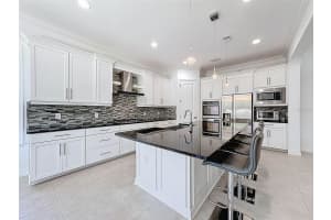 2630 MILFORD BERRY LANE, TAMPA, FL 33618 - MLS#MFRW7873968