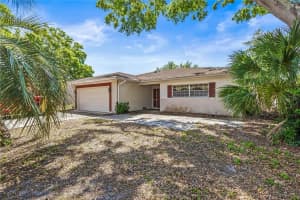 2436 BEACON GROVES BOULEVARD, PALM HARBOR, FL 34683 Sold 04/18/25