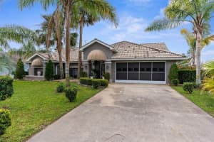 8200 RHANBUOY ROAD, SPRING HILL, FL 34606 Sold 07/08/25