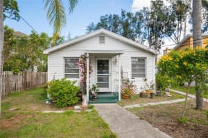 523 MIDWAY LANE, TARPON SPRINGS, FL 34689 Sold 06/09/25