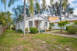523 MIDWAY LANE, TARPON SPRINGS, FL 34689 Sold 06/09/25