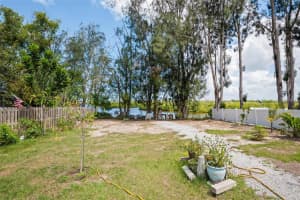 523 MIDWAY LANE, TARPON SPRINGS, FL 34689 Sold 06/09/25