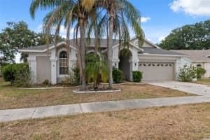 9104 Water Hazard Dr, HUDSON