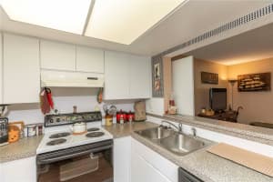 4726 MARINE PARKWAY, NEW PORT RICHEY, FL 34652 - MLS#MFRW7874780