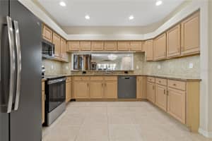 1260 DARTFORD DRIVE, TARPON SPRINGS, FL 34688 Sold 08/22/25