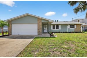 2175 Edythe Dr, DUNEDIN