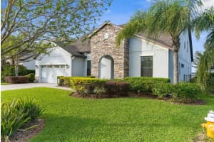 1382 Heritage Landings Dr, LAKELAND