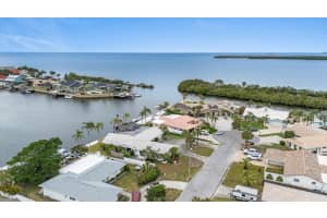 5611 PILOTS PLACE, NEW PORT RICHEY, FL 34652 Sold 05/29/25