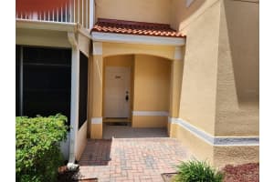 21008 Sunpoint Way #204, LUTZ