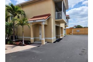 21041 Sunpoint Way #202, LUTZ