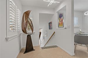 2026 GOLFVIEW DRIVE, TARPON SPRINGS, FL 34689 Sold 08/06/25