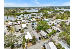800 CHESAPEAKE DRIVE, TARPON SPRINGS, FL 34689 - MLS#MFRW7875316
