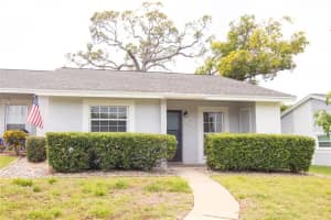12511 Dearborn Dr, HUDSON