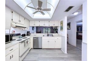 2139 SEA PINES COURT, SPRING HILL, FL 34606 - MLS#MFRW7875862