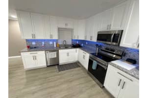 1250 PINELLAS AVENUE, TARPON SPRINGS, FL 34689 - MLS#MFRW7875935