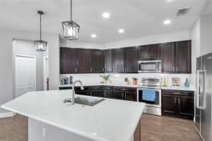 7523 TANGLE BROOK BOULEVARD, GIBSONTON, FL 33534 - MLS#MFRW7875955