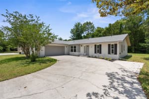 53 Pine St, HOMOSASSA
