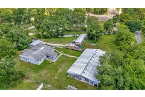 8001 N Meadowview Cir, TAMPA