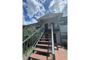 203 Pine Violet Ct #202, TAMPA