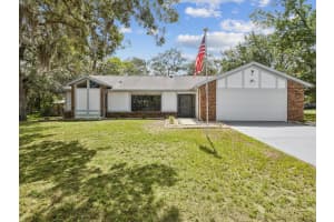 2404 Knoll Dr, SPRING HILL