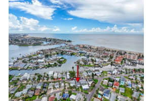 336 Boca Ciega Dr, MADEIRA BEACH