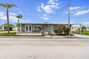 82123 B St N #123 Pinellas Park, FL 33781 - Off Market