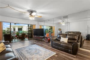19531 GULF BOULEVARD, INDIAN SHORES, FL 33785 - MLS#MFRW7876709