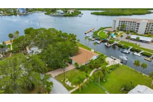 8143 Channel Dr, PORT RICHEY