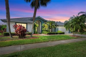 8540 Caitlin Ct, HUDSON