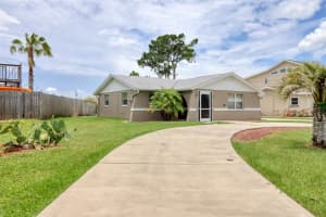13637 LAGOON DRIVE, HUDSON, FL 34667 - MLS#MFRW7876973