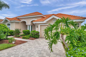 1733 DAYLILY DRIVE, TRINITY, FL 34655 - MLS#MFRW7877005